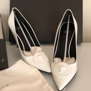 Versace White Women’s Pump (Brand New Never Worn)
